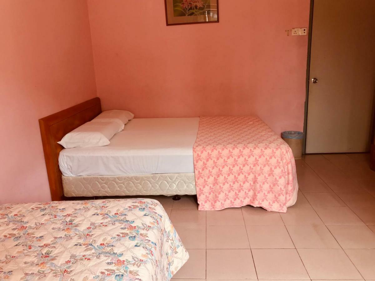 Hotel Cahaya Tanjong Malim Buitenkant foto