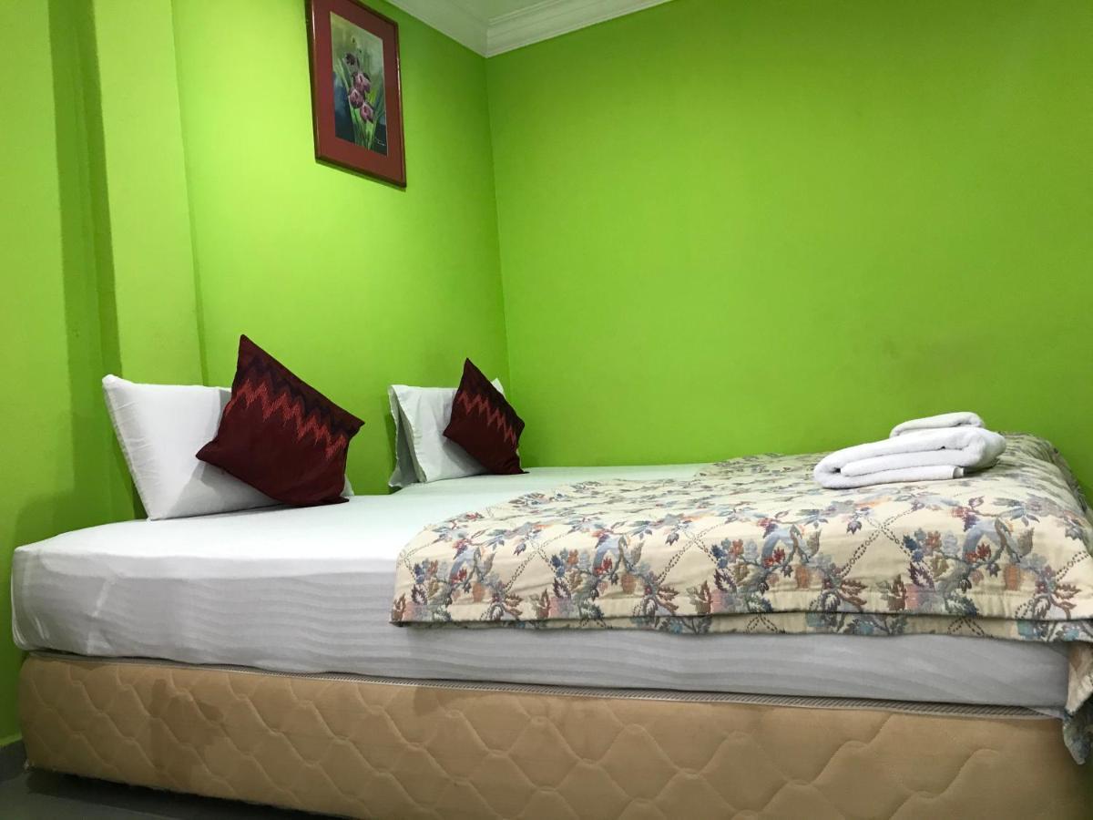 Hotel Cahaya Tanjong Malim Buitenkant foto