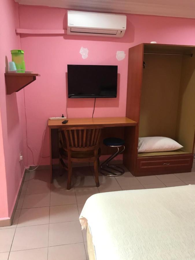 Hotel Cahaya Tanjong Malim Buitenkant foto